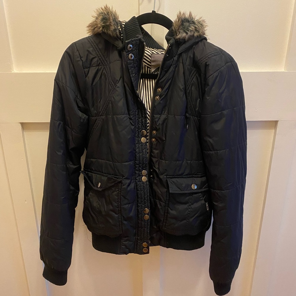 Black volcom parka